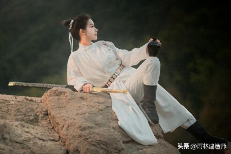 仙侠玄幻小说排行榜（这几本仙侠文才是封神之作，明明不出名，每一本都是网文佳作）(图4)