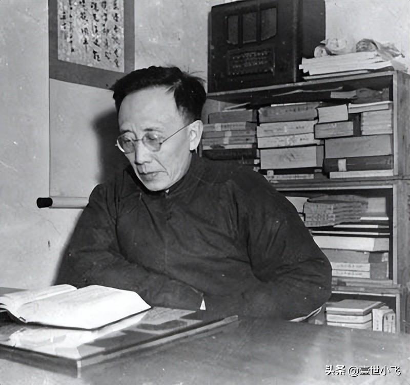 郭沫若作者简介介绍（诗人与战士 -郭沫若）(图2)