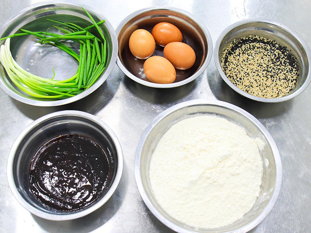 早餐食谱简单快速做法（早餐别总吃包子了，教你5种快手早餐做法，8分钟出锅简单又营养）(图2)