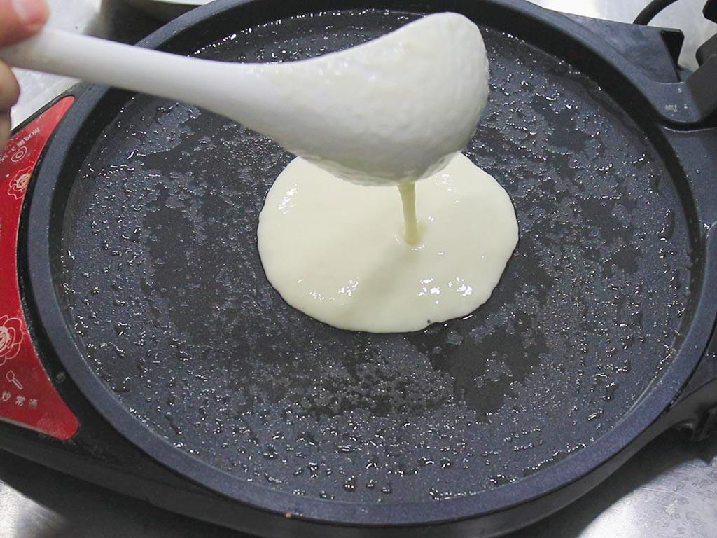 早餐食谱简单快速做法（早餐别总吃包子了，教你5种快手早餐做法，8分钟出锅简单又营养）(图3)