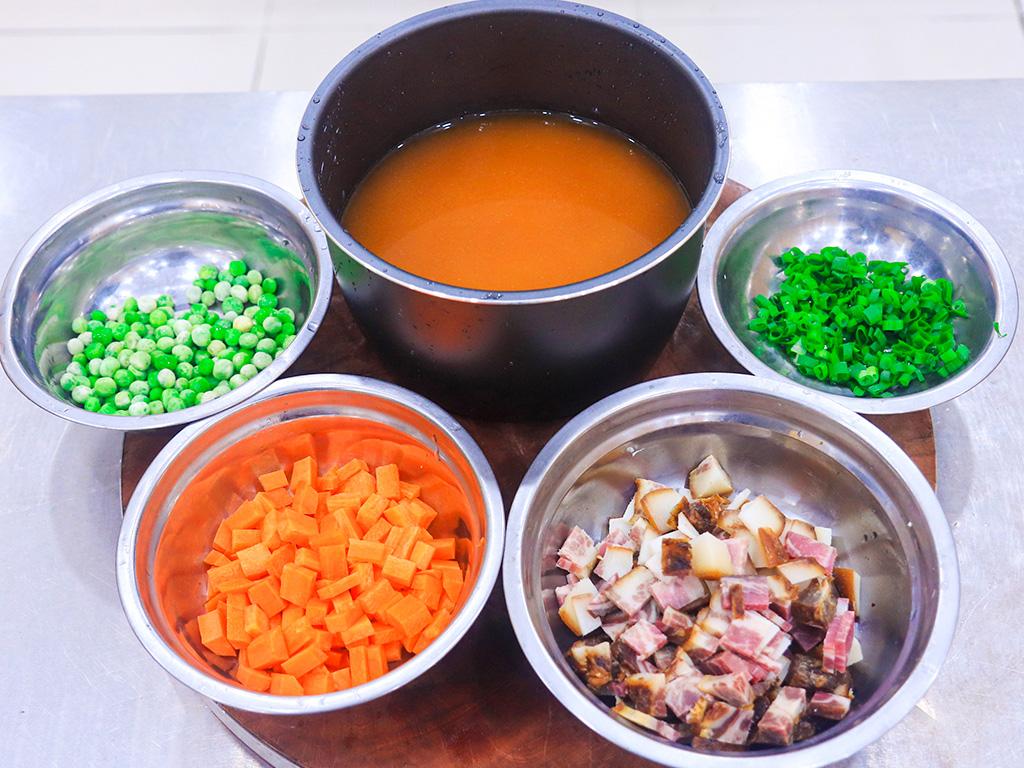 早餐食谱简单快速做法（早餐别总吃包子了，教你5种快手早餐做法，8分钟出锅简单又营养）(图8)