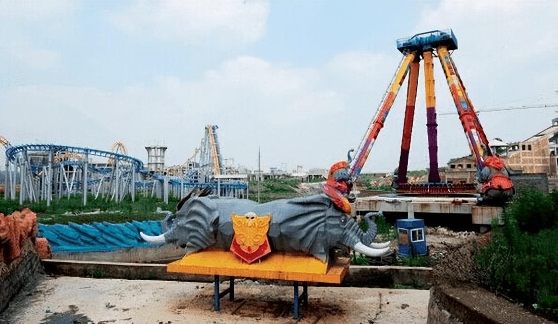 国内最大废弃游乐园（国内最大的游乐园，为何烂尾至今）(图2)