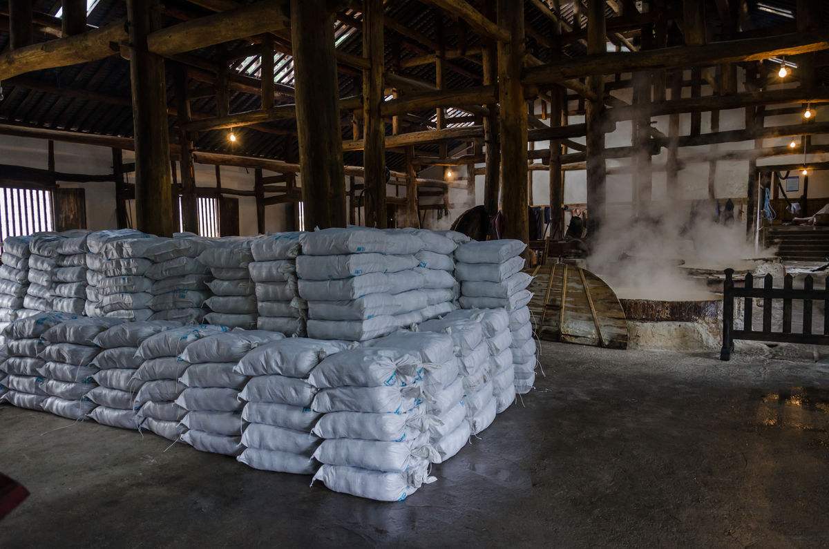 我国最大的盐场（盘点我国著名的8大产盐区，每个产量都很高，其中有你的家乡吗）(图6)