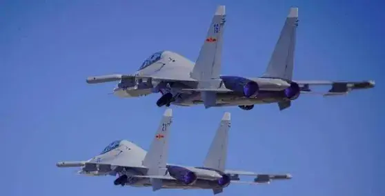 全球战斗机排名（中国空军实力展现：歼-20与歼-16震撼全球战机排名）(图2)