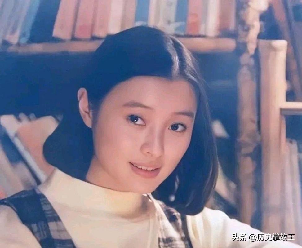 吴越个人资料（51岁吴越：离开陈建斌18年，坚持嫁给自己，如今与父亲相依为命）(图14)