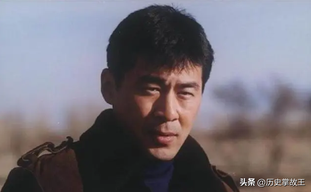 吴越个人资料（51岁吴越：离开陈建斌18年，坚持嫁给自己，如今与父亲相依为命）(图26)