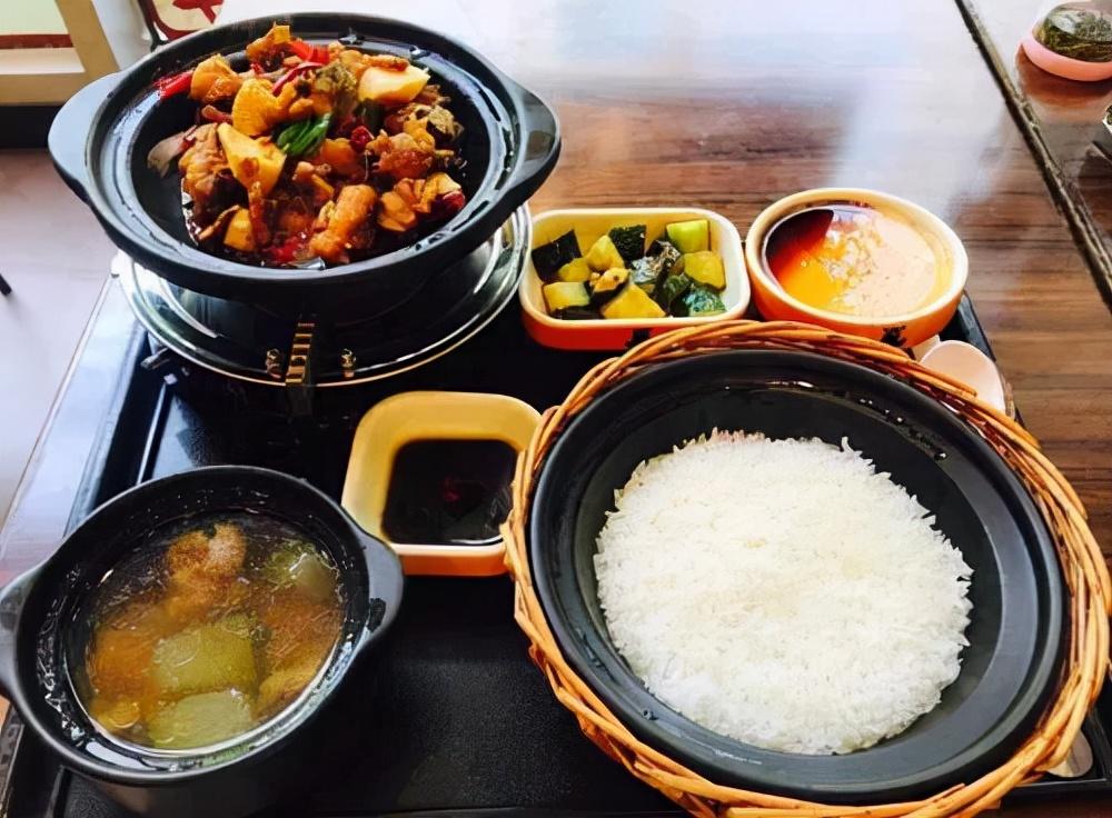 谷田稻香加盟还是直营（把一碗米饭作为招牌，发展全国直营门店300余家，它如何做到的）(图8)