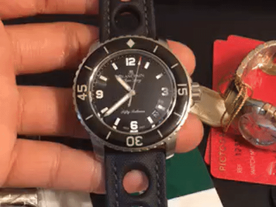 为什么有些手表价格那么昂贵？（机械表凭什么卖那么贵？新浪财经2021-04-04 14:05）(图43)